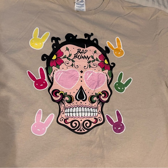 Bad Bunny Sugar Skull T-Shirt - Picture 2 of 9